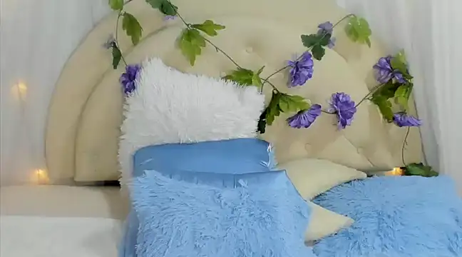 Snapshot of brithany_rousee chatting on 7, 1, 2025 brithany rousee online show from 7, 1, 2025