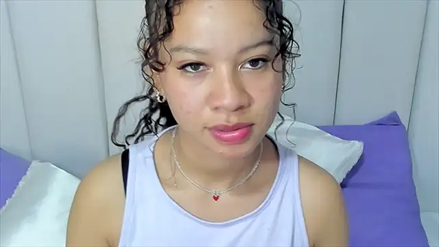 Snapshot of brithany_rousee chatting on 12, 2, 2025 brithany rousee online show from 12, 2, 2025