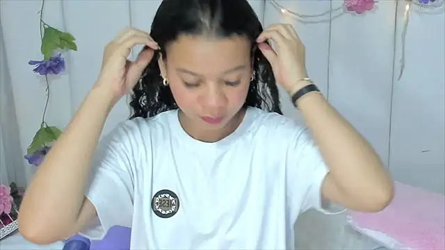 Snapshot of brithany_rousee chatting on 27, 2, 2025 brithany rousee online show from 27, 2, 2025