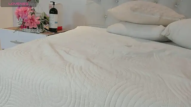 Snapshot of brithany_rousee chatting on 25, 10, 2025 brithany rousee online show from 25, 10, 2025