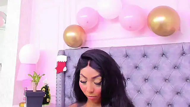 HaileeRoberts online show from 21, 12, 2025