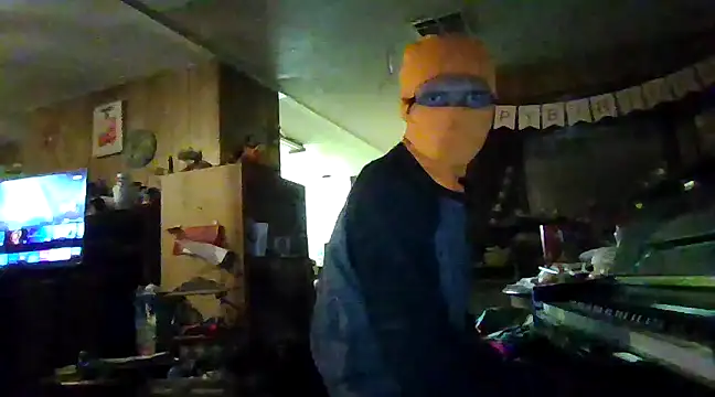 luke thighwalker2469 online show from 12, 1, 2025