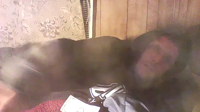 luke thighwalker2469 online show from 23, 4, 2026