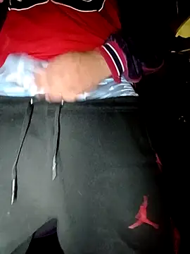 rodrig6987 1 online show from 18, 9, 2025