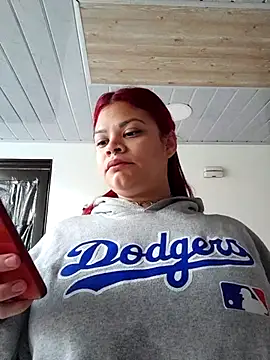 Snapshot of IamAlana_ chatting on 17, 5, 2026 IamAlana online show from 17, 5, 2026
