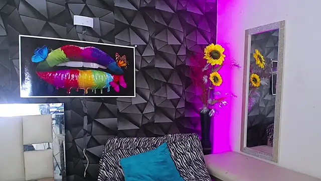 Demitryo online show from 4, 2, 2025