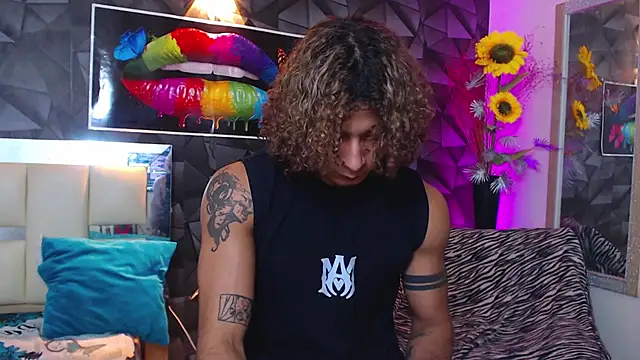 Demitryo online show from 7, 3, 2025