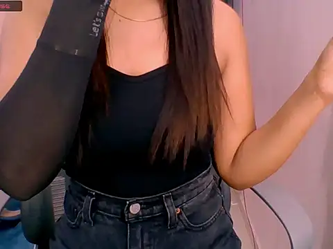 Nicole-wallace online show from 28, 9, 2025