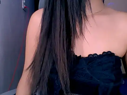 Nicole-wallace online show from 8, 4, 2026