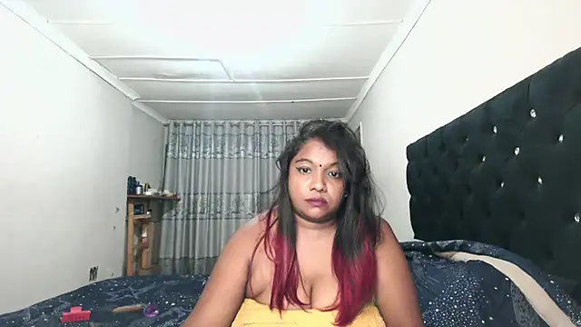Indianmayaxoxo online show from 8, 1, 2025
