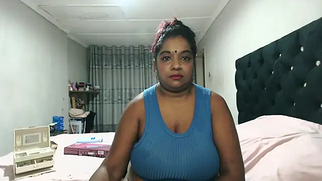 Indianmayaxoxo online show from 15, 9, 2025