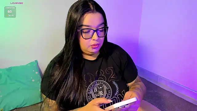 Snapshot of Apriilpeach_ chatting on 5, 5, 2026 Apriilpeach online show from 5, 5, 2026
