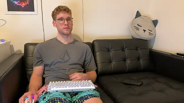 BlueEyedTallGuy94 online show from 23, 12, 2024