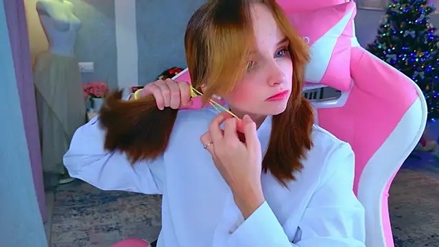 b4by LoL1 online show from 22, 12, 2025