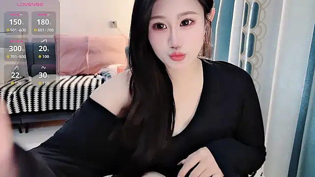 QQ-tutu online show from 24, 10, 2025