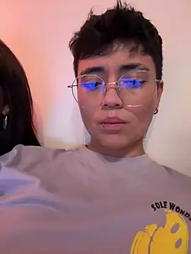 Snapshot of Ashley_Chriss chatting on 4, 1, 2025 Ashley Chriss online show from 4, 1, 2025