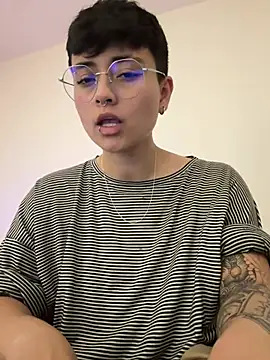 Snapshot of Ashley_Chriss chatting on 21, 2, 2025 Ashley Chriss online show from 21, 2, 2025