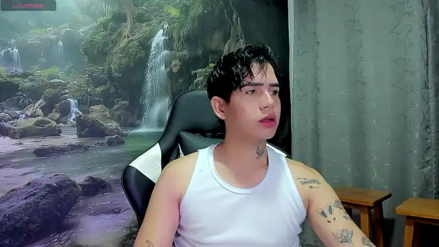 Tayson Rivers online show from 4, 3, 2026