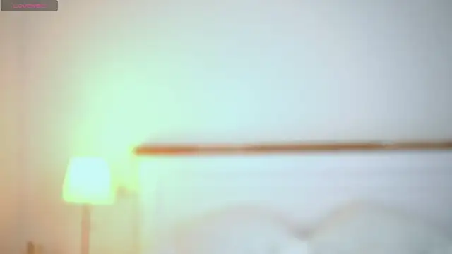 Snapshot of AdelineKing chatting on 27, 11, 2025 AdelineKing online show from 27, 11, 2025