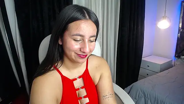 Snapshot of ailyn_miranda chatting on 11, 3, 2025 ailyn miranda online show from 11, 3, 2025