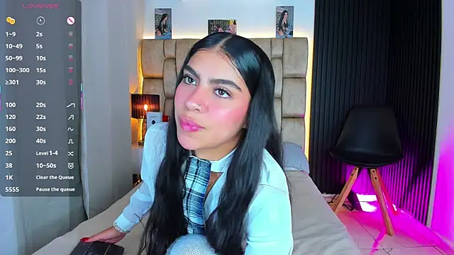 little sophie18 online show from 31, 1, 2026