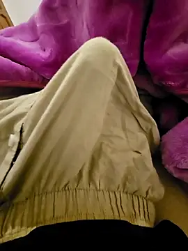 Snapshot of rasta9007 chatting on 7, 4, 2026 rasta9007 online show from 7, 4, 2026