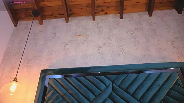 Lucy Vega online show from 26, 9, 2025