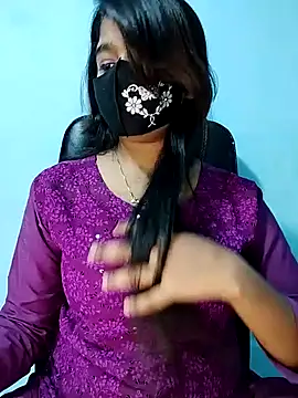 Snapshot of Sadika- chatting on 6, 12, 2024 Sadika- online show from 6, 12, 2024