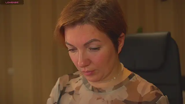 Snapshot of Katherine_Fox chatting on 3, 12, 2024 Katherine Fox online show from 3, 12, 2024