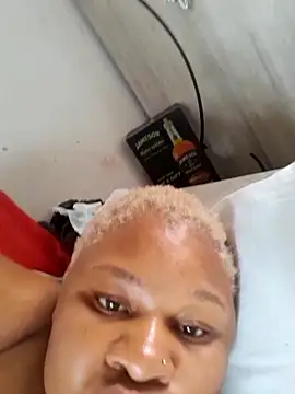 Snapshot of beaitebae chatting on 9, 2, 2025 beaitebae online show from 9, 2, 2025