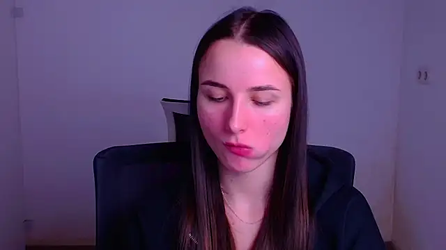 Eva Janee online show from 26, 12, 2024