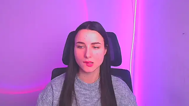 Eva Janee online show from 10, 1, 2025