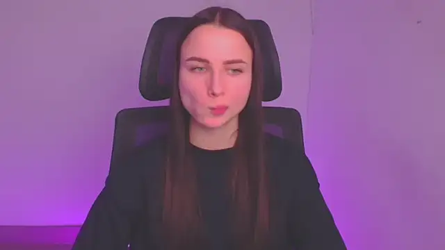 Eva Janee online show from 29, 1, 2025