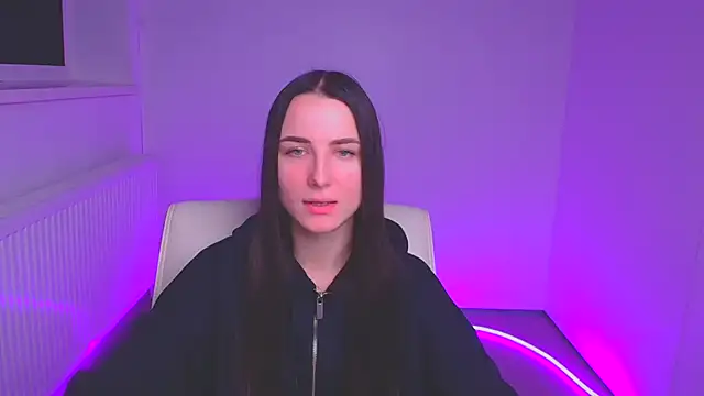 Eva Janee online show from 31, 1, 2025