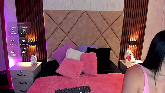 SummersAngel online show from 11, 11, 2025