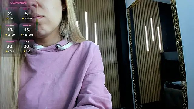 EvaaLovia1 online show from 16, 4, 2026