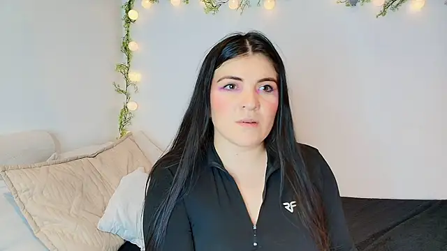 Snapshot of Amara_vega chatting on 31, 5, 2026 Amara vega online show from 31, 5, 2026