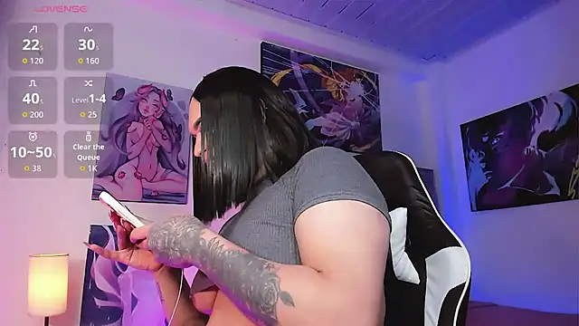 Snapshot of alexia_mattel chatting on 6, 2, 2026 alexia mattel online show from 6, 2, 2026