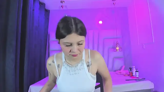 AngelaaCute  online show from 31, 3, 2026