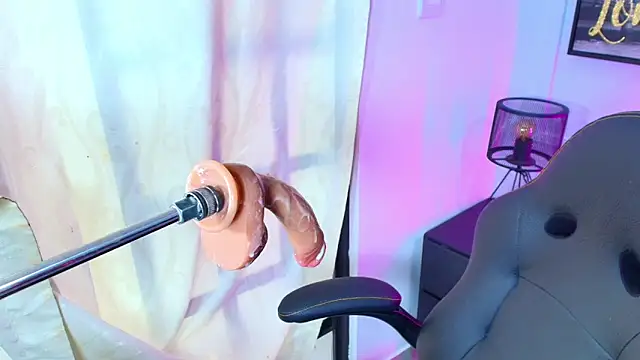 Lizz Tender online show from 7, 1, 2025