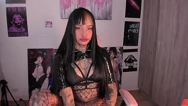 Snapshot of Sweet-bunny1 chatting on 14, 7, 2026 Sweet-bunny1 online show from 14, 7, 2026