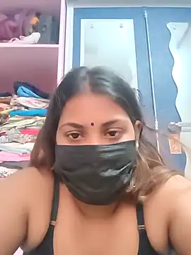 Snapshot of Hotmilfxox chatting on 8, 12, 2024 Hotmilfxox online show from 8, 12, 2024