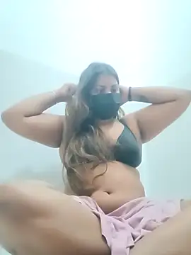 Snapshot of Hotmilfxox chatting on 9, 12, 2024 Hotmilfxox online show from 9, 12, 2024