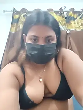 Snapshot of Hotmilfxox chatting on 1, 2, 2025 Hotmilfxox online show from 1, 2, 2025