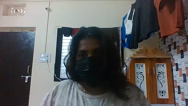 Hotmilfxox online show from 9, 8, 2026