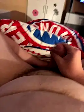 Snapshot of itzznick2005 chatting on 28, 9, 2025 itzznick2005 online show from 28, 9, 2025