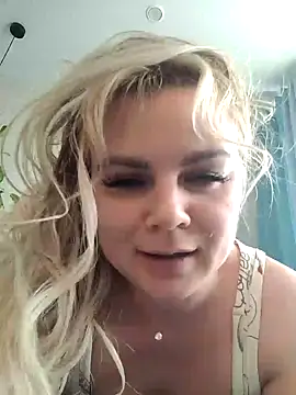 candy queeen online show from 26, 2, 2025