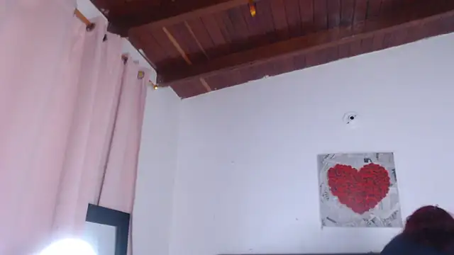 Amara Red online show from 4, 12, 2025