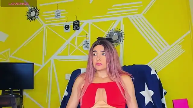 Nikolle Rouss online show from 21, 2, 2026