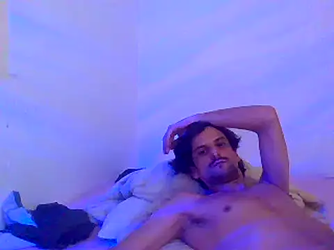 Snapshot of couplemilk chatting on 7, 12, 2024 couplemilk online show from 7, 12, 2024